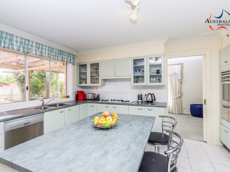 4 Jimbi Place, Glenmore Park NSW 2745