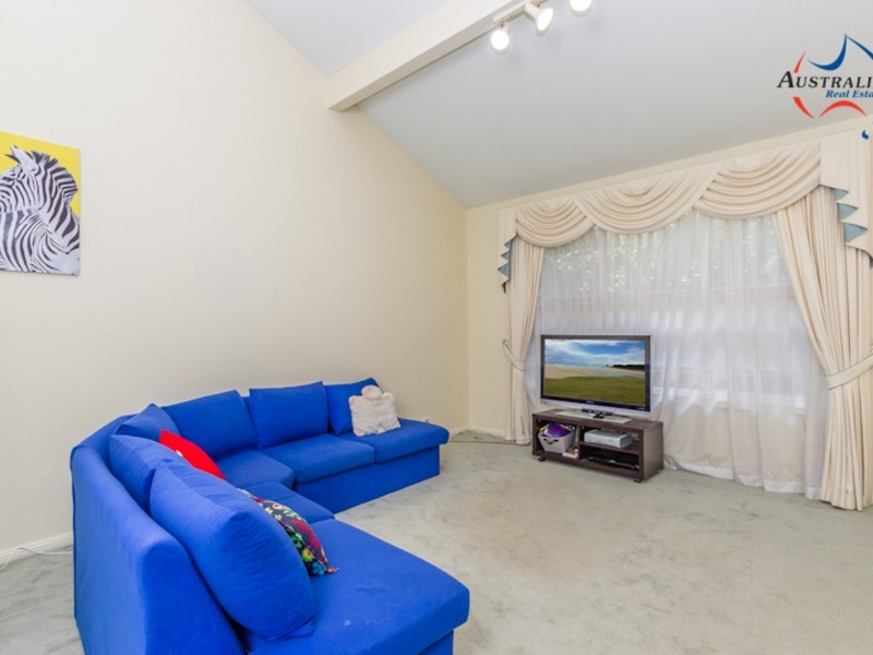 4 Jimbi Place, Glenmore Park NSW 2745