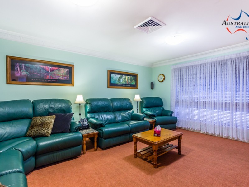 31 Honeyeater Place, Erskine Park NSW 2759