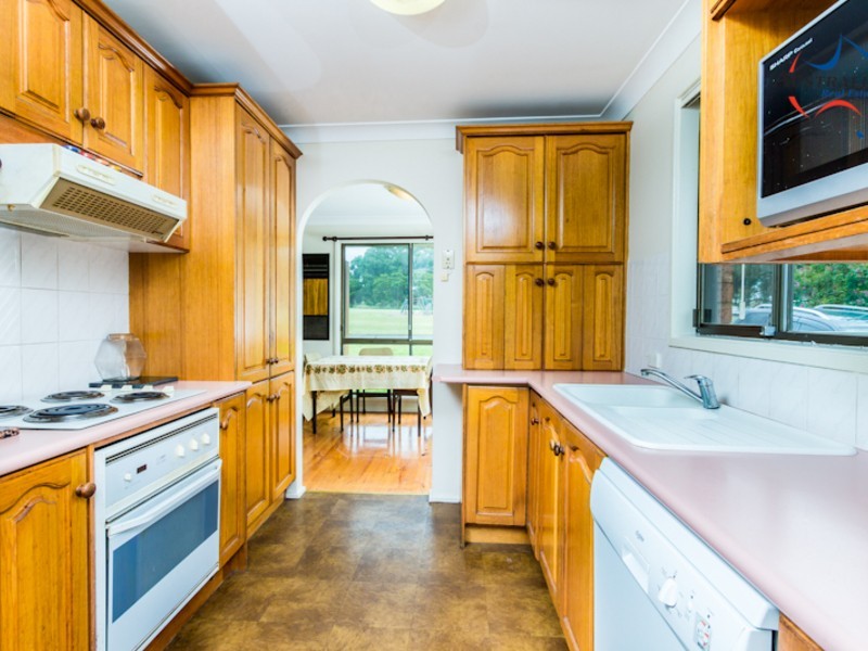 19 Hunter Street, St Clair NSW 2759