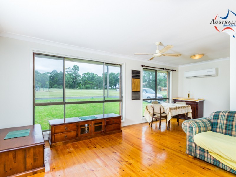 19 Hunter Street, St Clair NSW 2759