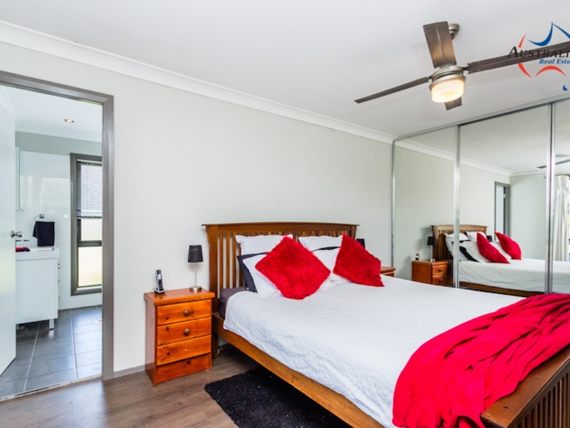 50 Solander Drive, St Clair NSW 2759