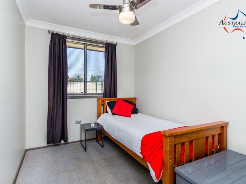 50 Solander Drive, St Clair NSW 2759