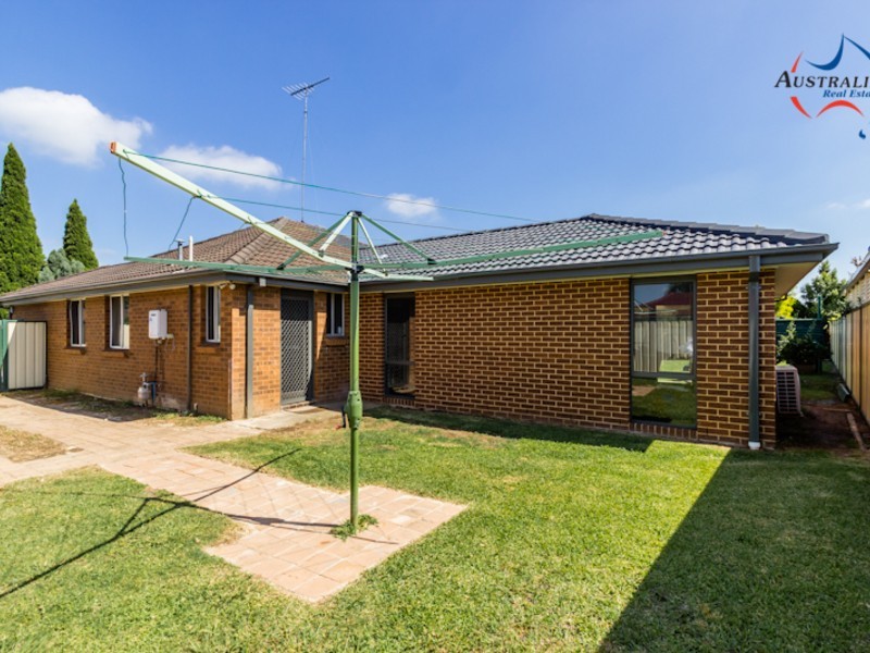 50 Solander Drive, St Clair NSW 2759