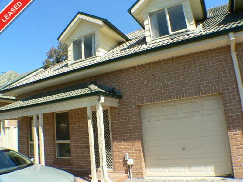 5/4 Rice Pl, Oxley Park NSW 2760