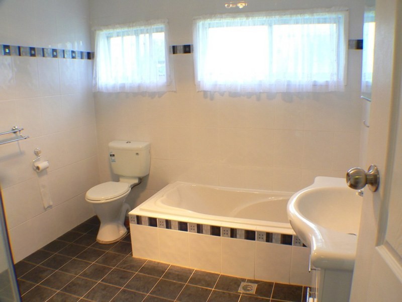 9  Kenally St, Colyton NSW 2760