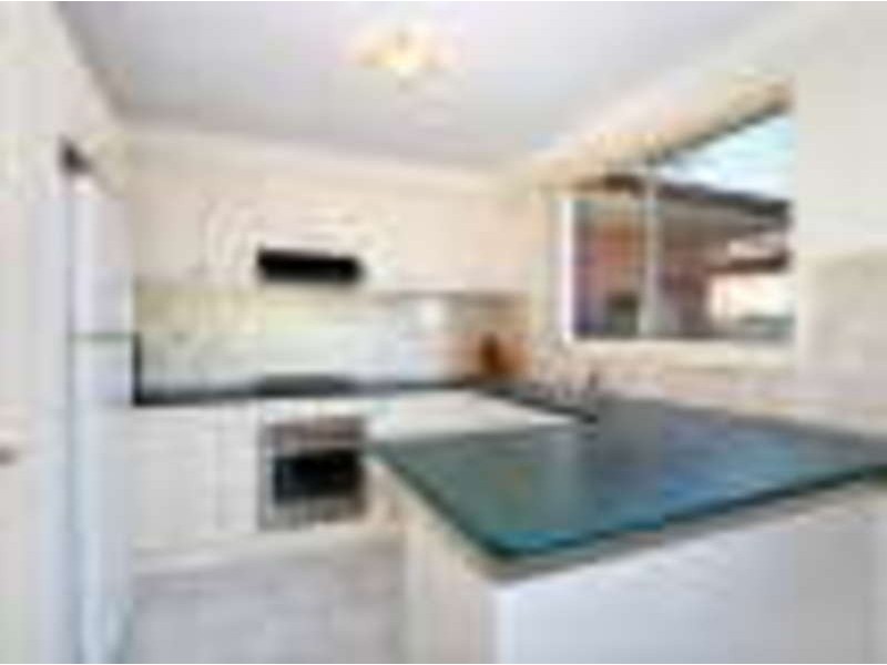 2/98 Cox Ave, Penrith NSW 2750