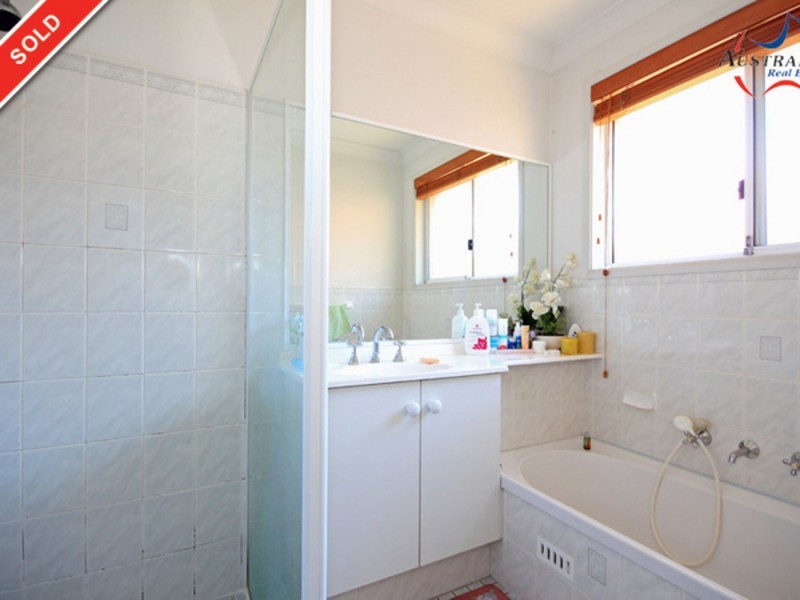 6  Olympus Dr, St Clair NSW 2759