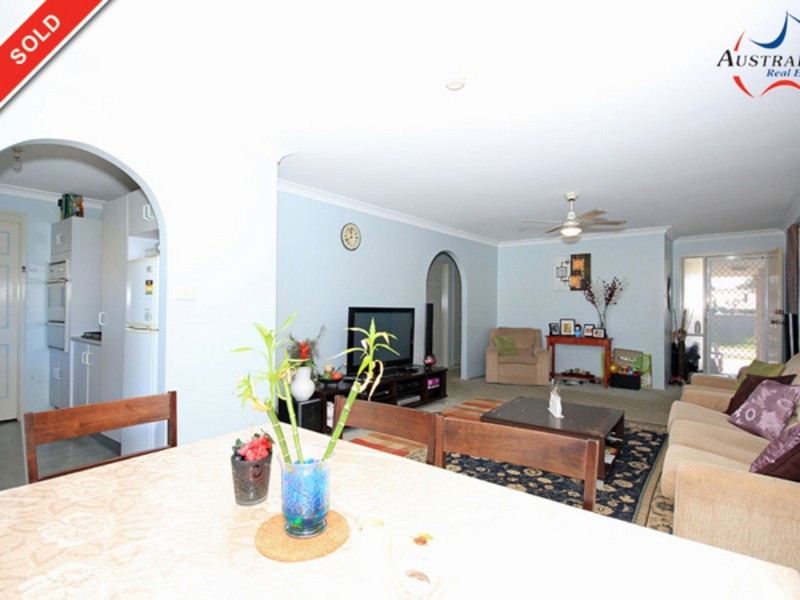 6  Olympus Dr, St Clair NSW 2759