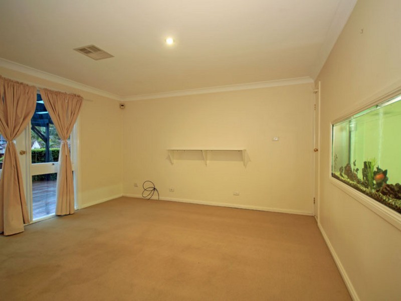 6 Bunce Pl, Werrington County NSW 2747
