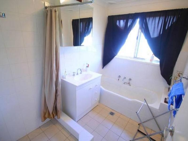 3 Cullen Pl, Dharruk NSW 2770