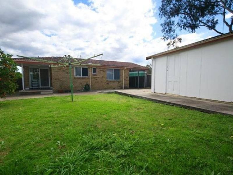 3 Cullen Pl, Dharruk NSW 2770