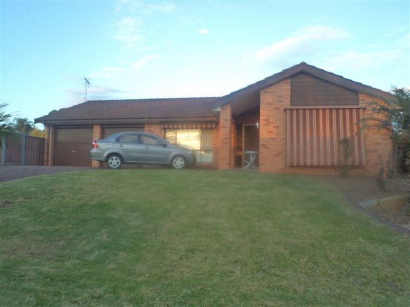 13 Como Pl, St Clair NSW 2759