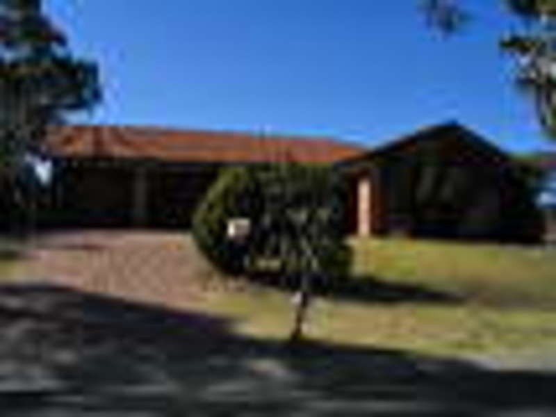 13 Como Pl, St Clair NSW 2759