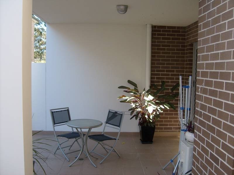 41/13-19  Robert St, Penrith NSW 2750