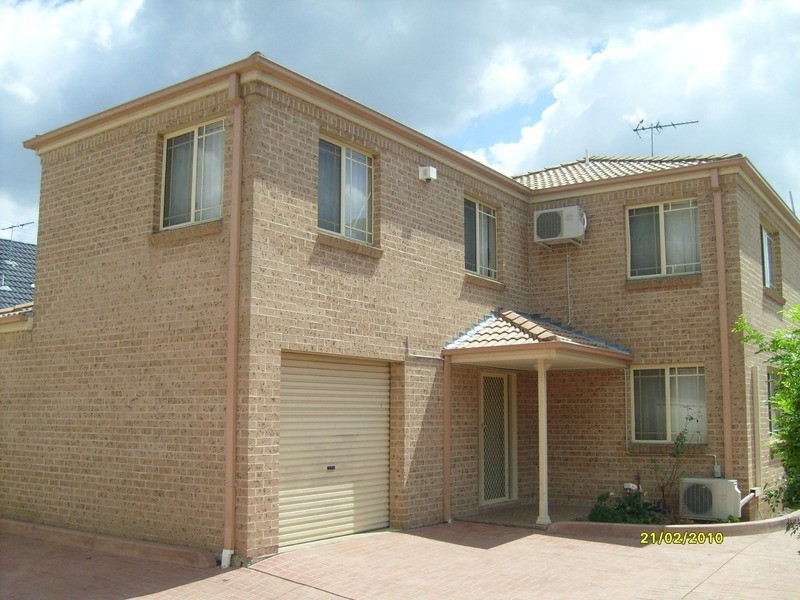 2/26 Brisbane St, Oxley Park NSW 2760