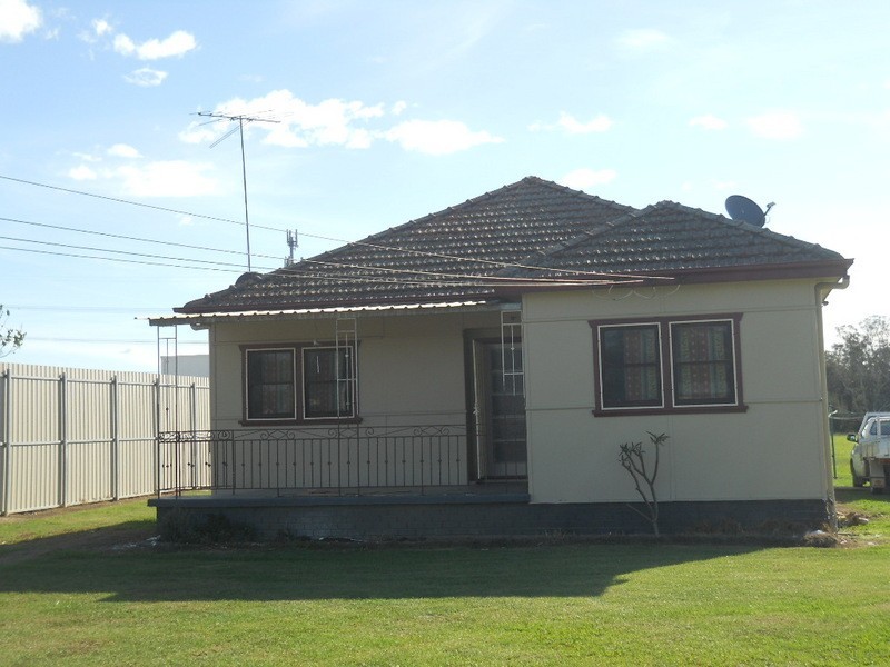 1157 Mamre Rd, Kemps Creek NSW 2178