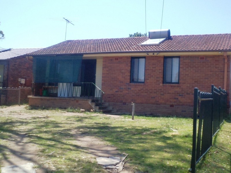 11 Idreiss Street, Blackett NSW 2770