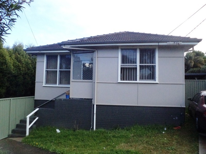 30 Funda Crescent, Lalor Park NSW 2147