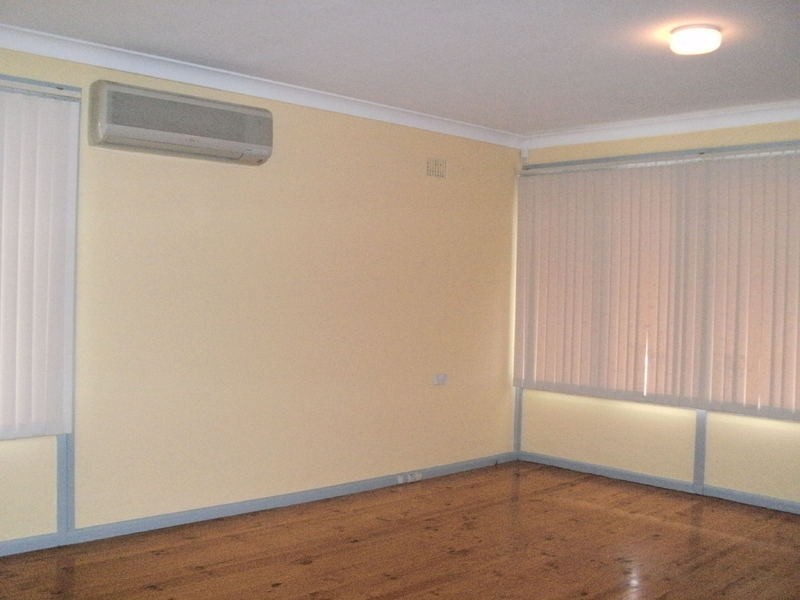 6 Murdoch st, Blackett NSW 2770