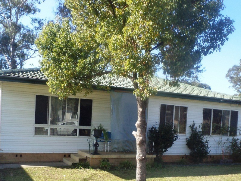 16 Jackaranda Road, North St Marys NSW 2760