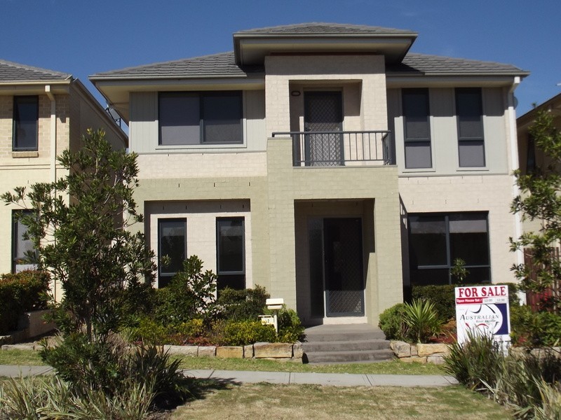 32 Dunlop Ave, Ropes Crossing NSW 2760