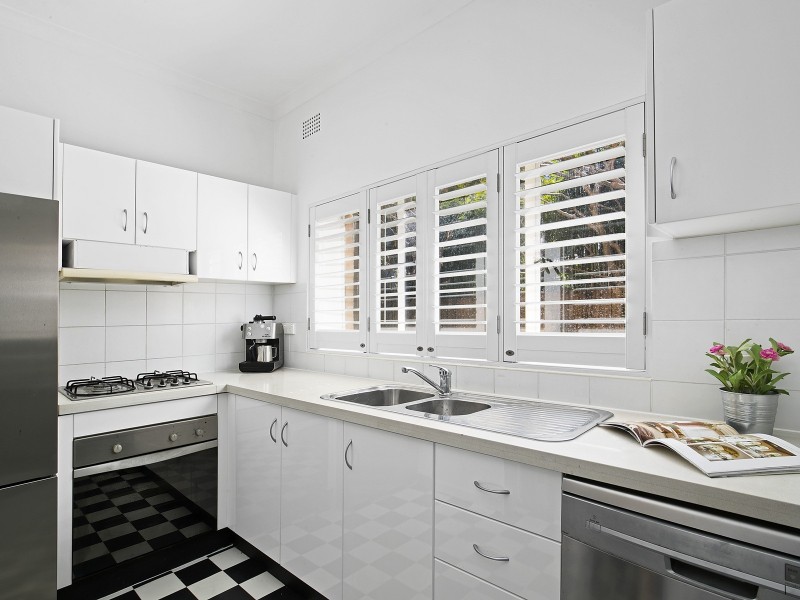 2/9 Guilfoyle Avenue, Double Bay NSW 2028