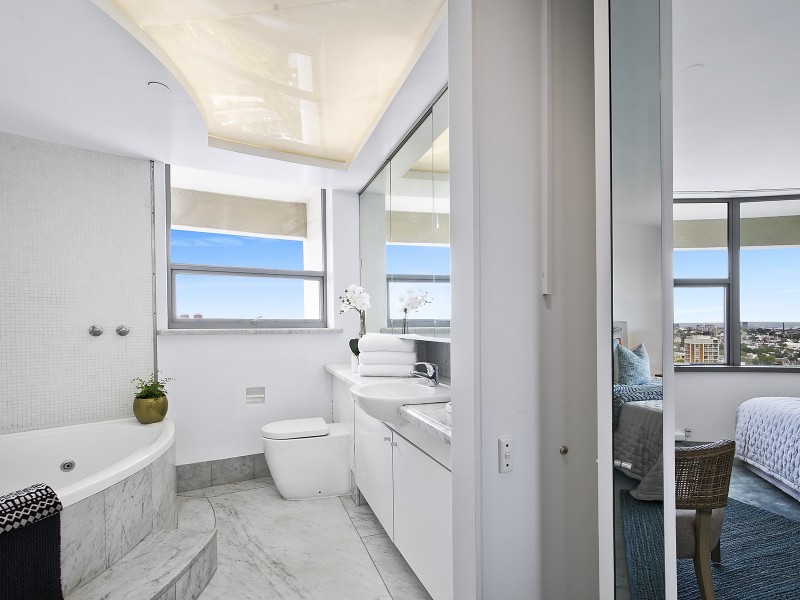 18/75-79 Darling Point Road, Darling Point NSW 2027