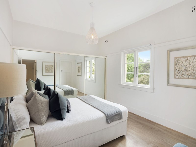 2/15 Wallaroy Road, Woollahra NSW 2025