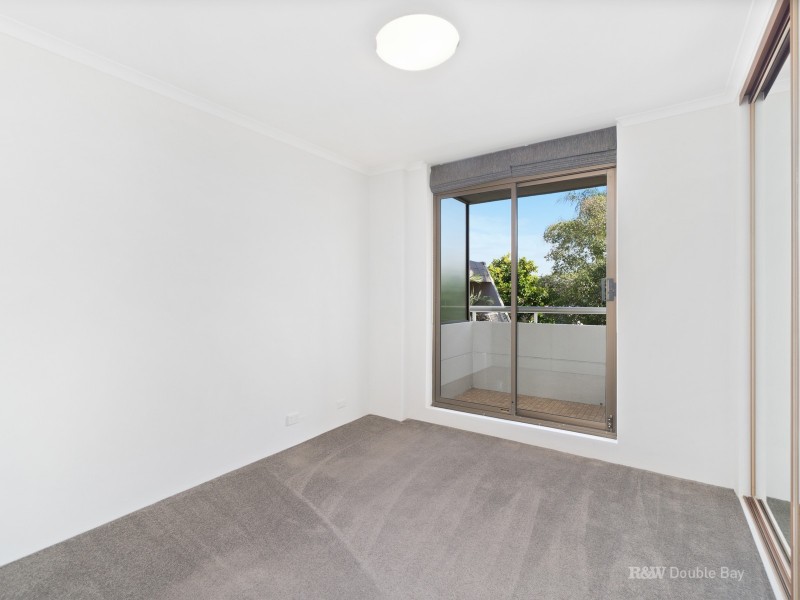 63/4 New Mclean Street, Edgecliff NSW 2027