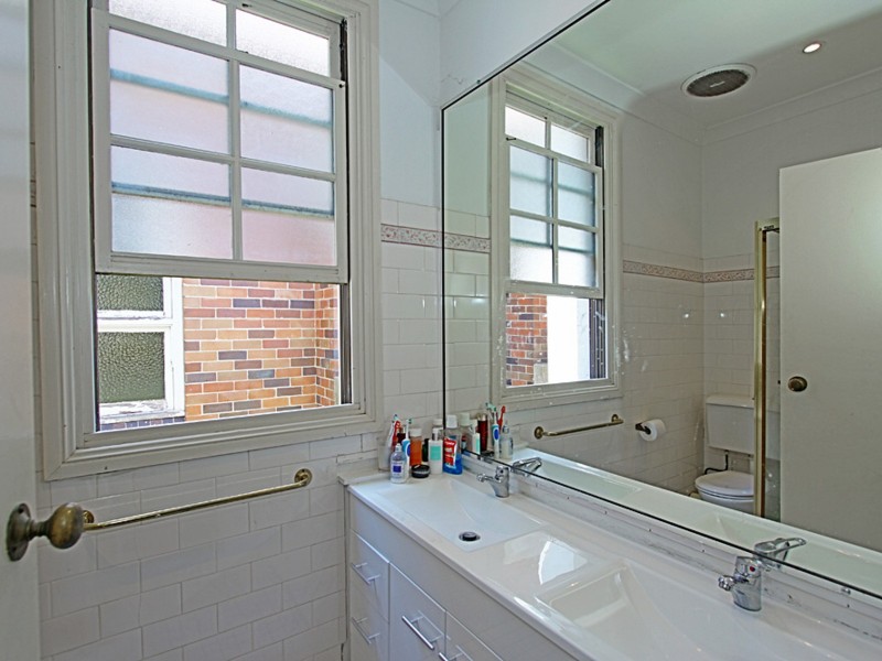 217 Edgecliff Road, Woollahra NSW 2025