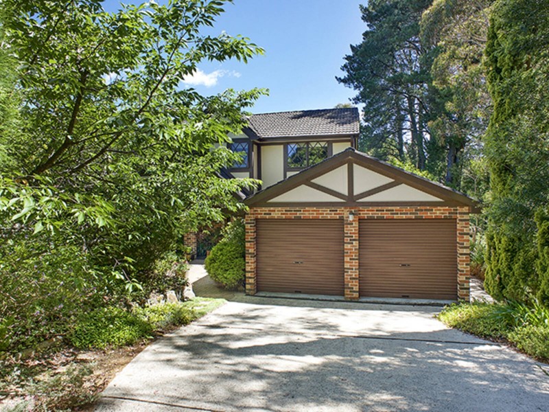 10 Murray Avenue, Wentworth Falls NSW 2782