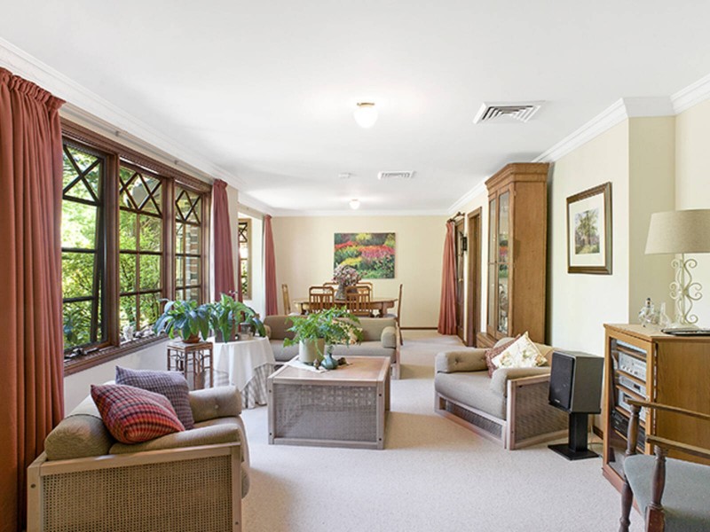 10 Murray Avenue, Wentworth Falls NSW 2782