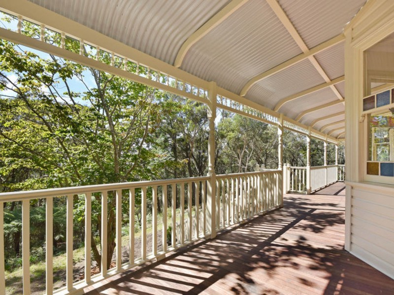 15 Daintrey Street, Wentworth Falls NSW 2782