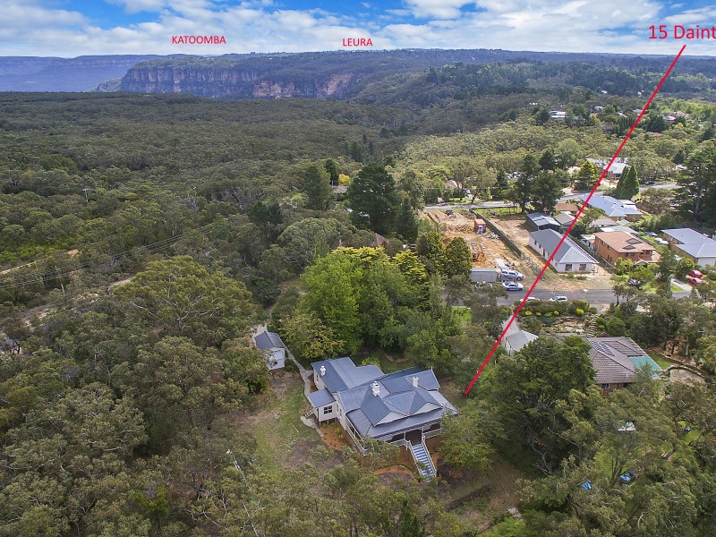 15 Daintrey Street, Wentworth Falls NSW 2782