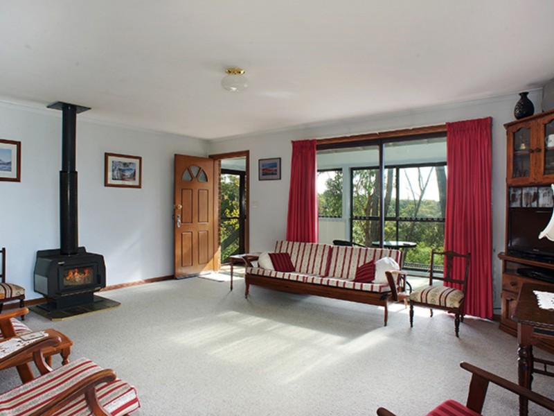 26 Sunnyside Avenue, Wentworth Falls NSW 2782