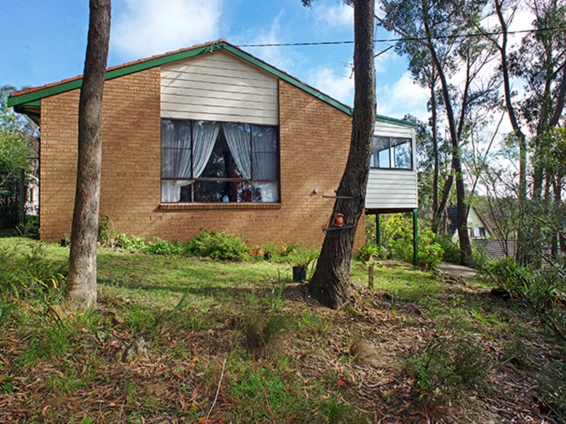26 Sunnyside Avenue, Wentworth Falls NSW 2782