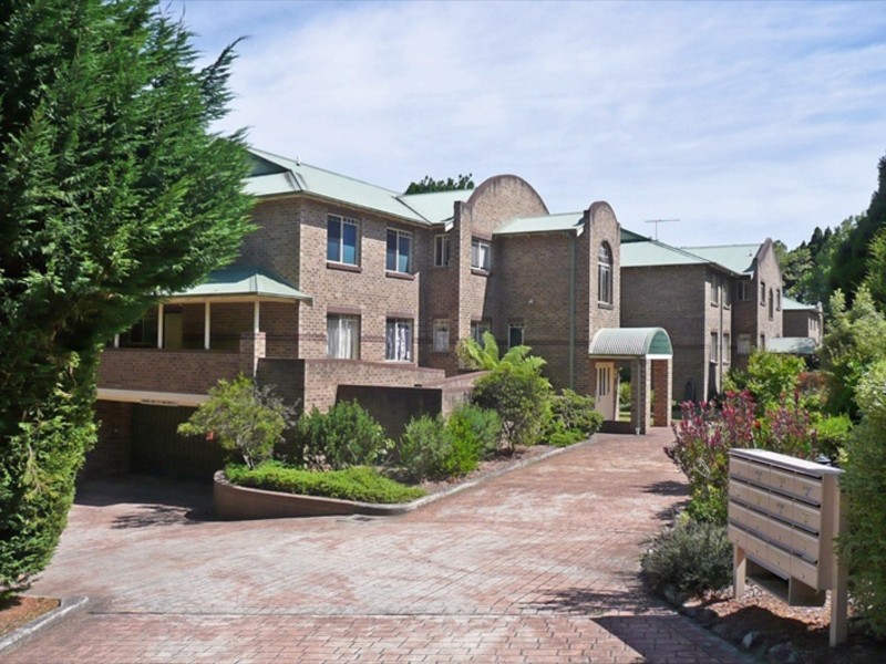 3/9 Page Avenue, Wentworth Falls NSW 2782