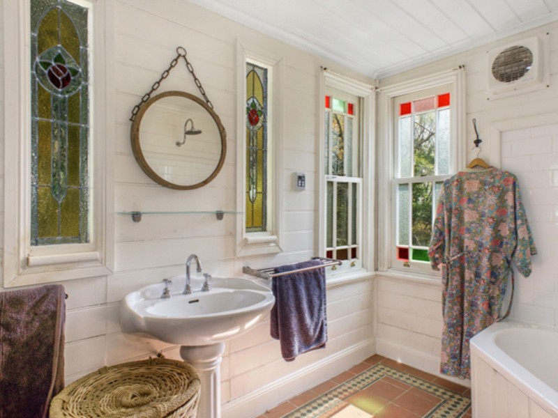 15 Cascade Street, Wentworth Falls NSW 2782