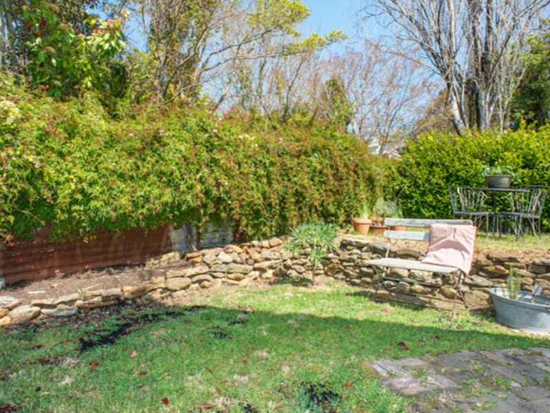 15 Cascade Street, Wentworth Falls NSW 2782
