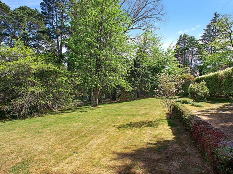 3 Bellevue Road, Wentworth Falls NSW 2782