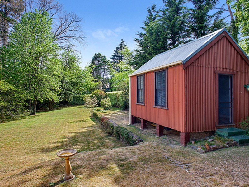 3 Bellevue Road, Wentworth Falls NSW 2782