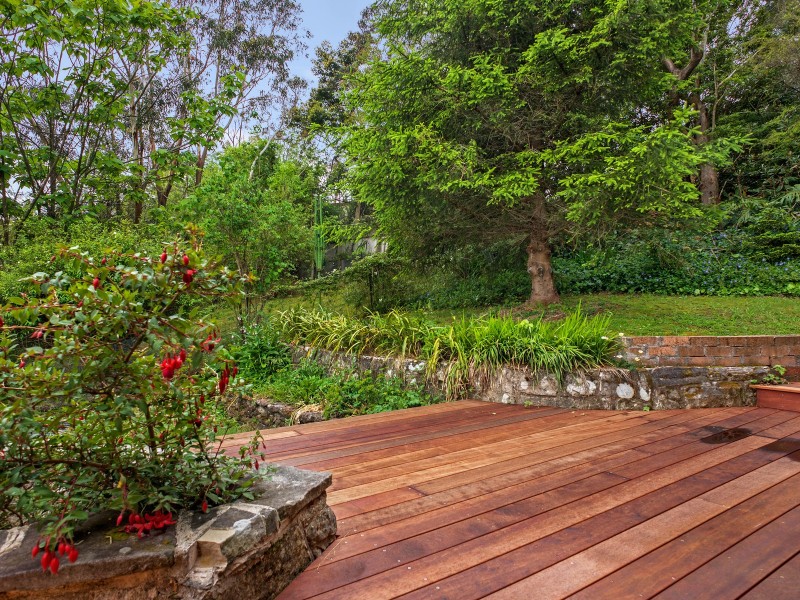 48 Shortland Street, Wentworth Falls NSW 2782