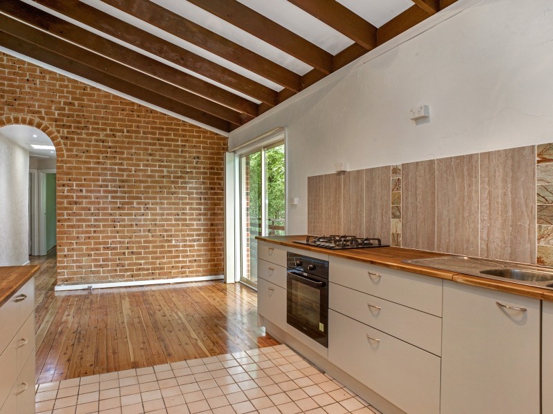 48 Shortland Street, Wentworth Falls NSW 2782