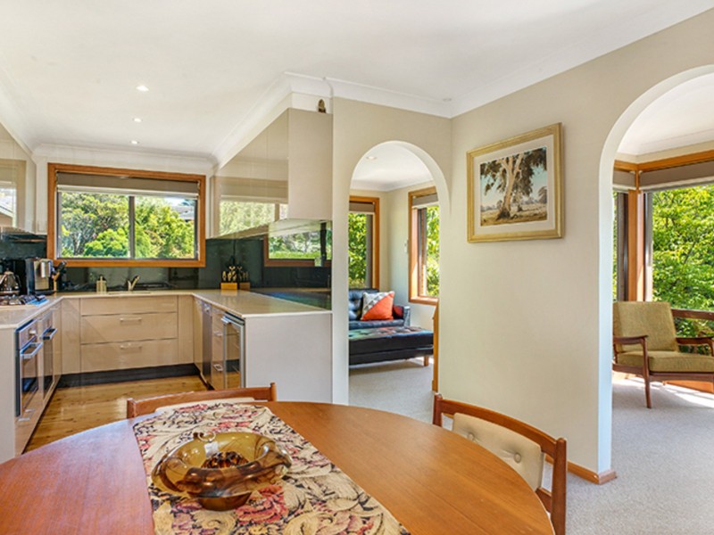 34 Yanko Avenue, Wentworth Falls NSW 2782