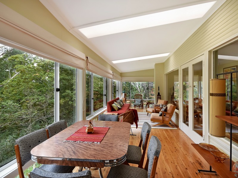 16 Myoori Avenue, Wentworth Falls NSW 2782