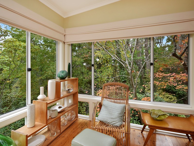 16 Myoori Avenue, Wentworth Falls NSW 2782