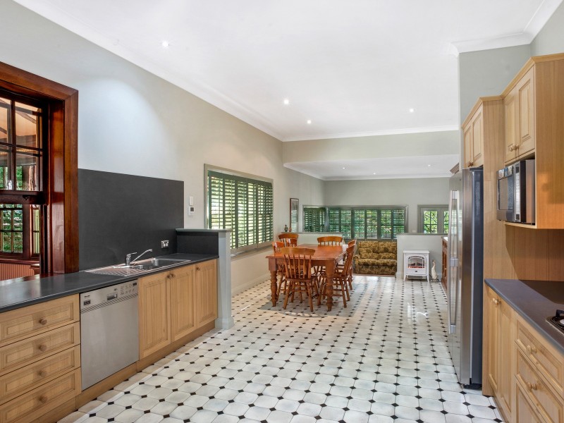 85 Blaxland Road, Wentworth Falls NSW 2782