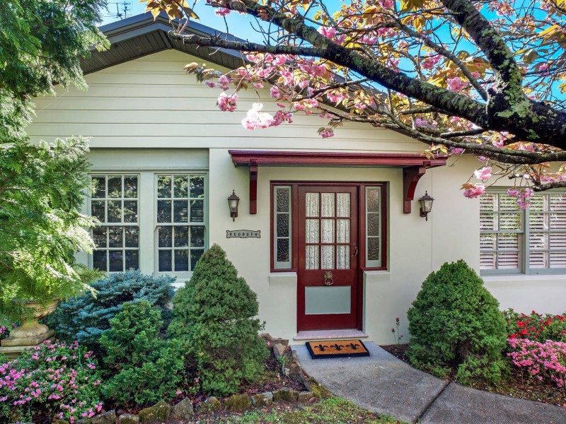 85 Blaxland Road, Wentworth Falls NSW 2782