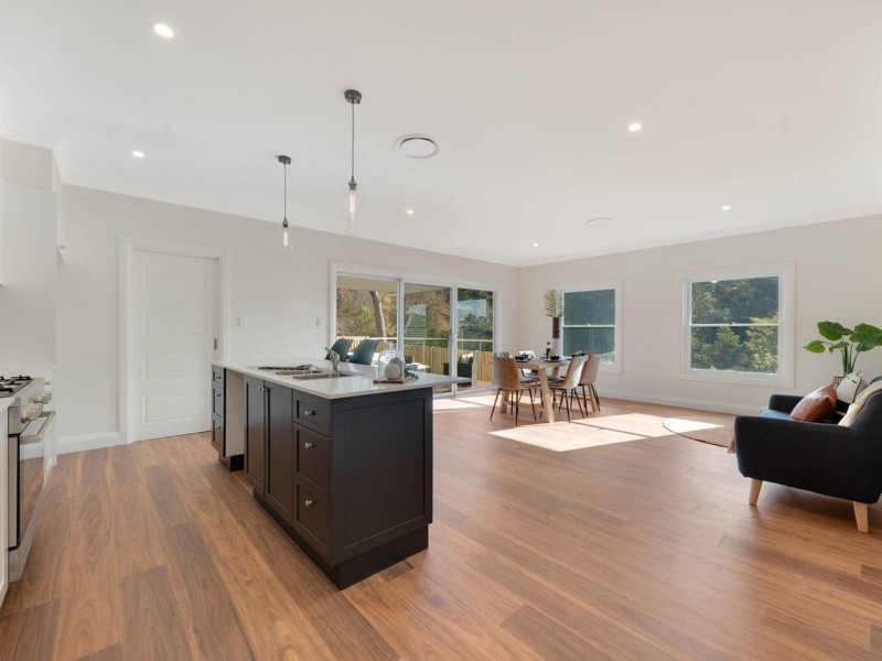 39 & 39A Cascade Street, Wentworth Falls NSW 2782